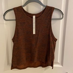 NWOT Lululemon tank
